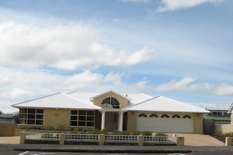 Photo of property in 86 Miranda Street, Stratford, 4332