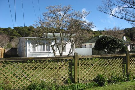 Photo of property in 46 Dover Road, Wainuiomata, Lower Hutt, 5014