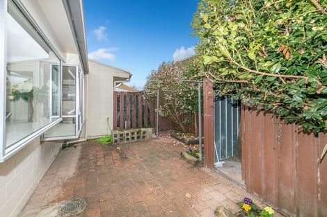 Photo of property in 2/121 Queens Avenue, Frankton, Hamilton, 3204