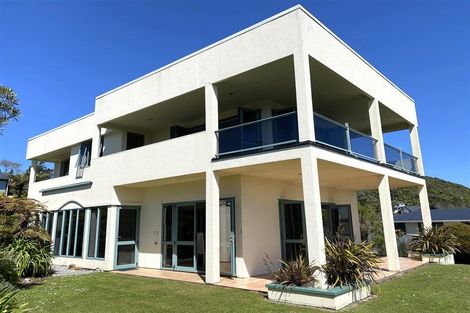 Photo of property in 87 Main South Road, Karoro, Greymouth, 7805