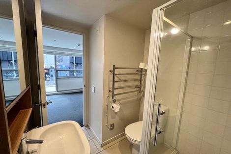 Photo of property in Monument Apartments, 2b/245 Wakefield Street, Te Aro, Wellington, 6011