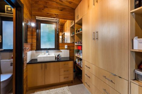 Photo of property in 20 Goodwood Drive, Goodwood Heights, Auckland, 2105