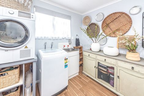 Photo of property in 11 D'arcy Road, Bastia Hill, Whanganui, 4500