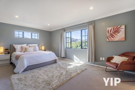 Photo of property in 17 Claverton Grove, Churton Park, Wellington, 6037