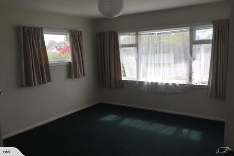 Photo of property in 71 Bretts Road, St Albans, Christchurch, 8052