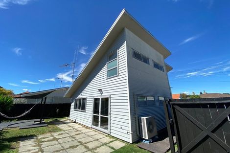 Photo of property in 77 Naylor Street, Hamilton East, Hamilton, 3216