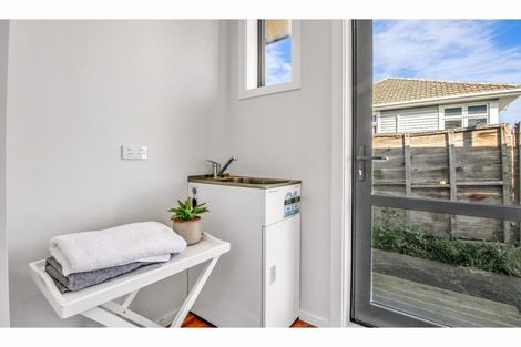 Photo of property in 24 Sinclair Street, New Brighton, Christchurch, 8083