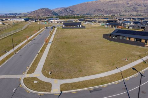 Photo of property in 55 Doug Ledgerwood Drive, Wanaka, 9305