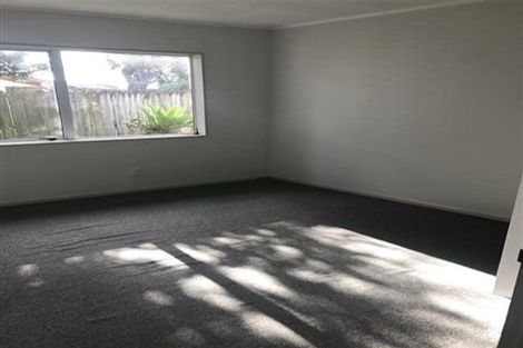 Photo of property in 3/14 Glenlea Place, Flat Bush, Auckland, 2019