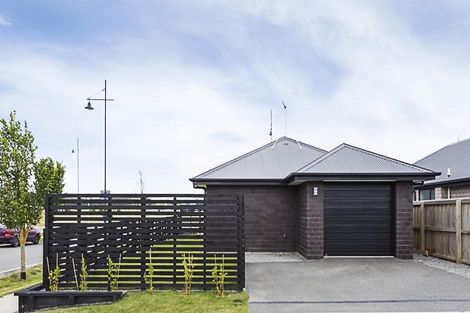 Photo of property in 32 Whakatipu Street, Pegasus, 7612
