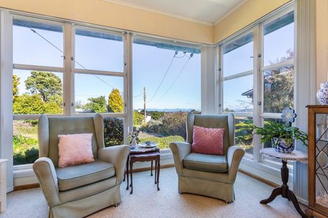 Photo of property in 12 Titoki Avenue, Waipahihi, Taupo, 3330