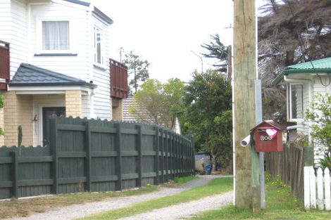 Photo of property in 304a Rangatira Road, Beach Haven, Auckland, 0626