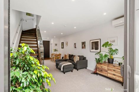Photo of property in 4/20 Trent Street, Island Bay, Wellington, 6023