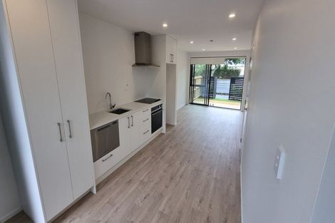 Photo of property in 4/168 Rosebank Road, Avondale, Auckland, 1026