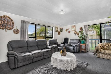 Photo of property in 2/63 Palmers Road, Clendon Park, Auckland, 2103