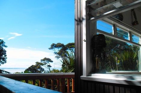 Photo of property in 45 Takahe Road, Titirangi, Auckland, 0604