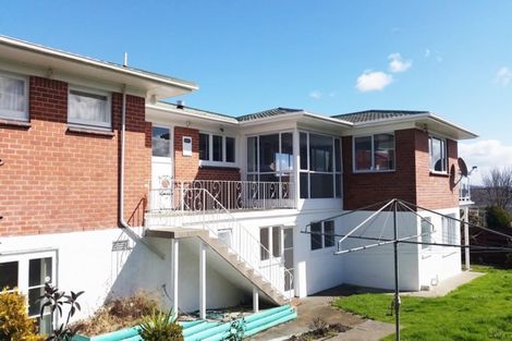 Photo of property in 25 The Crest, Sunnyhills, Auckland, 2010