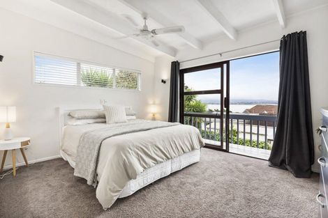 Photo of property in 36 Telstar Place, Beach Haven, Auckland, 0626