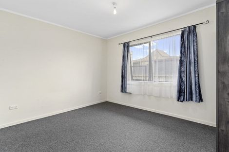Photo of property in 125 Bruce Mclaren Road, Henderson, Auckland, 0612