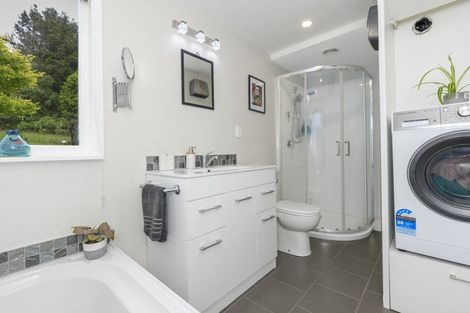 Photo of property in 21a Hamilton Road, Lake Rotoma, Rotorua, 3074