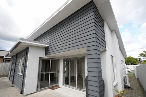 Photo of property in 27 Rosalie Terrace, Kelvin Grove, Palmerston North, 4414