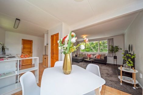 Photo of property in 16 Oleander Place, Bell Block, New Plymouth, 4312