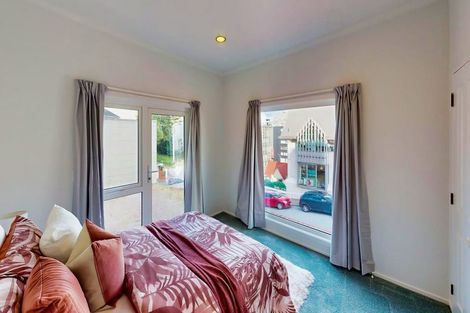 Photo of property in 4a Macdonald Crescent, Te Aro, Wellington, 6011