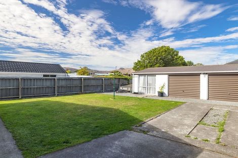 Photo of property in 33 Compton Street, Woolston, Christchurch, 8062