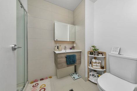 Photo of property in 902/8 Waikumete Road, Glen Eden, Auckland, 0602