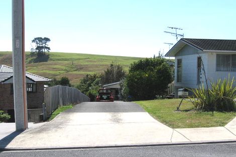 Photo of property in 13a Manuwai Road, Torbay, Auckland, 0630