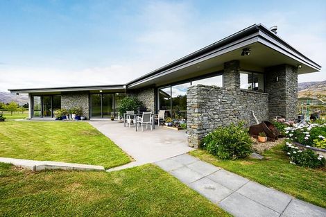 Photo of property in 124 Pearson Road, Cromwell, 9384