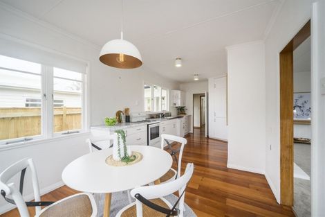 Photo of property in 12 Belvedere Crescent, Takaro, Palmerston North, 4412