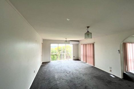 Photo of property in 8 Tern Place, Unsworth Heights, Auckland, 0632