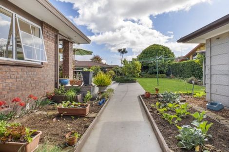 Photo of property in 19 Westholm Way, Pahurehure, Papakura, 2113