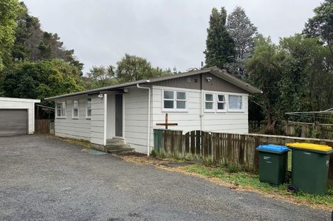 Photo of property in 130 Sievers Grove, Cannons Creek, Porirua, 5024