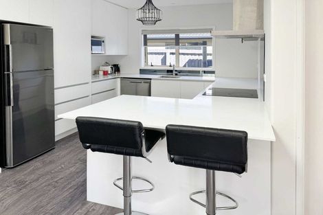 Photo of property in 14 Elmslie Grove, Halswell, Christchurch, 8025