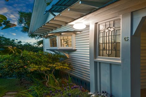 Photo of property in 5 Hackthorne Road, Cashmere, Christchurch, 8022