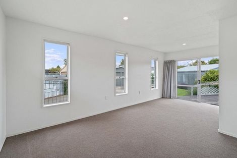 Photo of property in 46 Oakley Crescent, Hornby, Christchurch, 8042