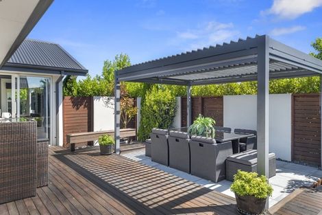 Photo of property in 18 Taiore Crescent, Marshland, Christchurch, 8083