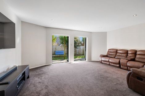 Photo of property in 105 Alec Craig Way, Gulf Harbour, Whangaparaoa, 0930