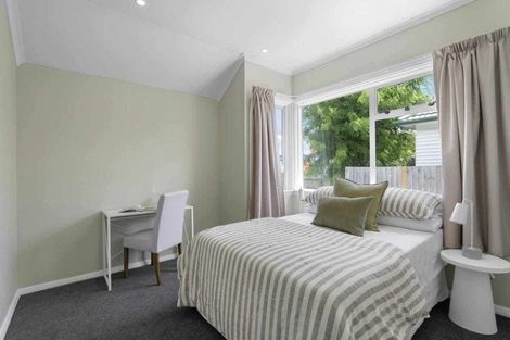 Photo of property in 16 Epsom Road, Sockburn, Christchurch, 8042