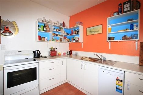 Photo of property in 15 Tinopai Road, Titirangi, Auckland, 0604