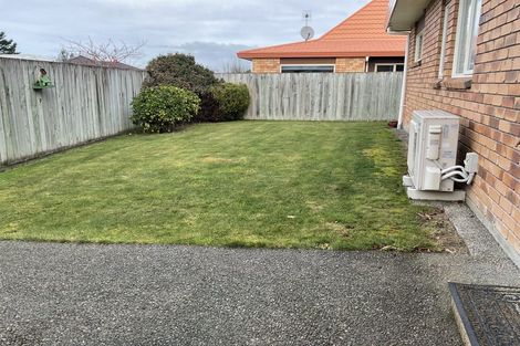 Photo of property in Holdsworth Villas, 26/2 William Donald Drive, Solway, Masterton, 5810