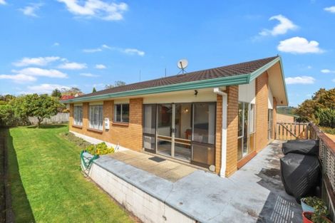 Photo of property in 65 Young Street, Morrinsville, 3300