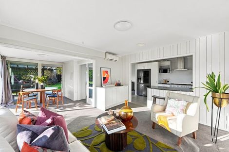 Photo of property in 102 Paparoa Street, Papanui, Christchurch, 8053