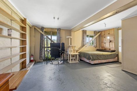 Photo of property in 35 Main Road, Raglan, 3225