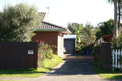 Photo of property in 14 Wickman Way, Mangere East, Auckland, 2024