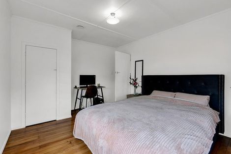 Photo of property in 15 Campbell Street, Hawera, 4610