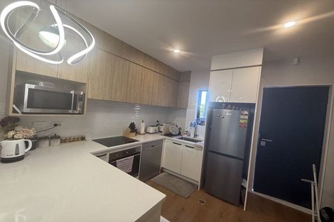 Photo of property in 12/10 Newington Road, Henderson, Auckland, 0612