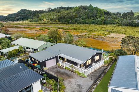 Photo of property in 140b Sharyn Place, Whangamata, 3620